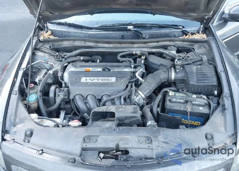 2009 Honda Accord 2.4 Lx-S from USA, damaged, VIN 1HGCS12399A011124